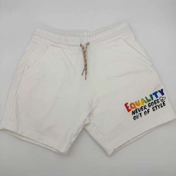 Levi's Other - Levi’s Pride “Equality Never Goes Out of Style” Shorts - Size Small - Unisex